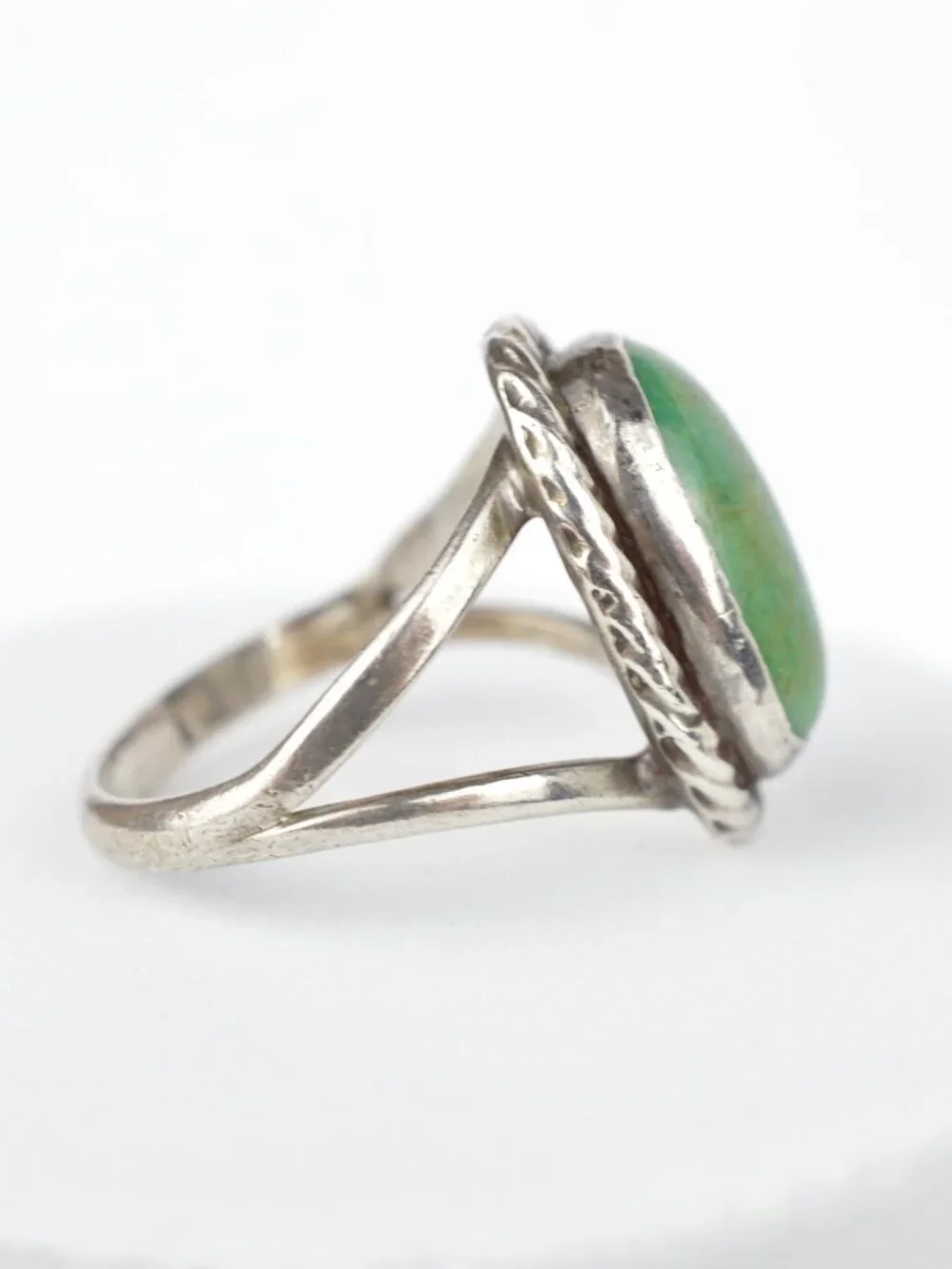 Vintage Native American Sterling Silver Green Turquoise Ring Size 6 Split Shank
